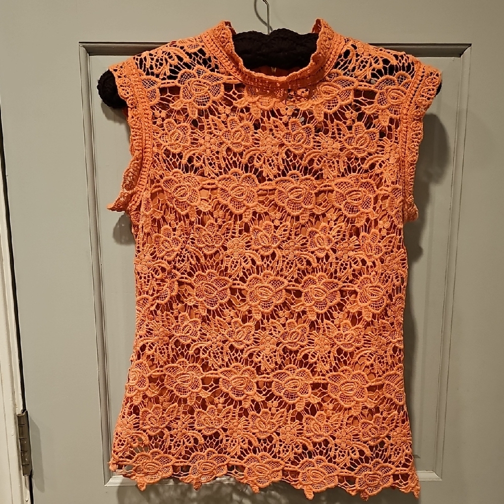 Nanette Lepore Blouse Salmon Orange Lace Sleeveless Scalloped Dressy Crochet